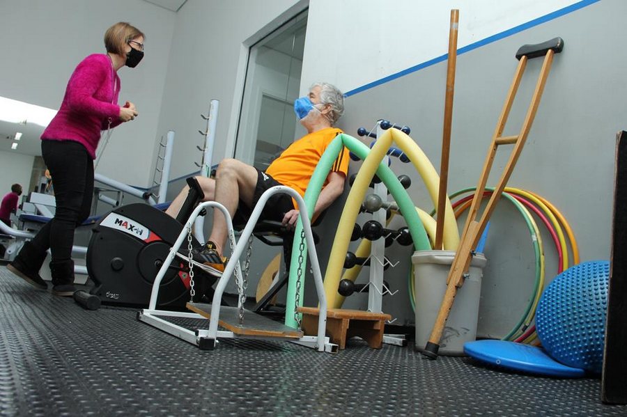 Centro Pós-Covid completa quatro meses com mais de 1.400 atendimentos