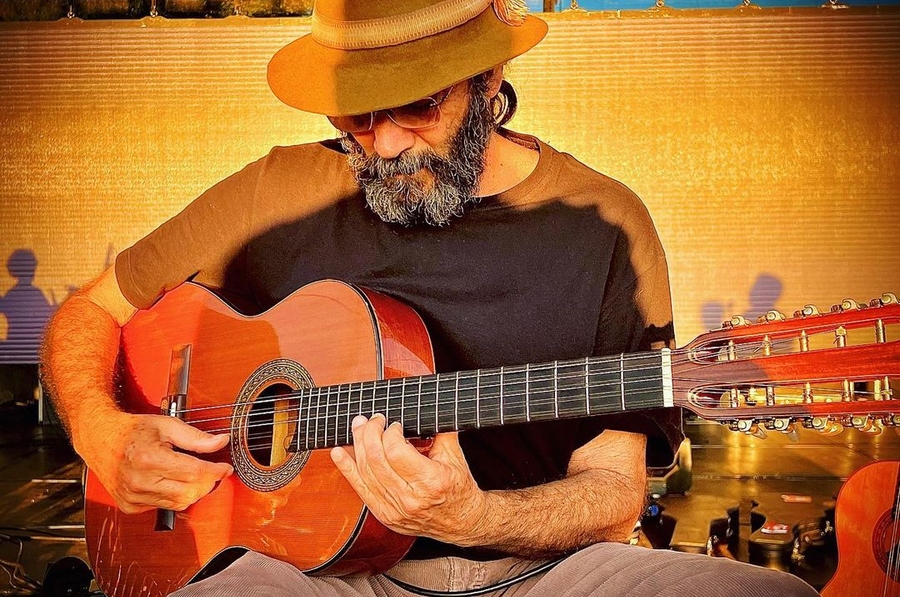 Palco do Boulevard recebe os sucessos de Almir Sater e música jamaicana no Natal Encantado