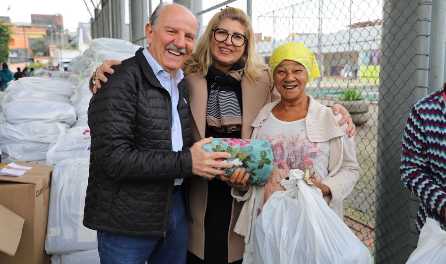 Barueri inicia mais cedo Campanha do Agasalho 2023 