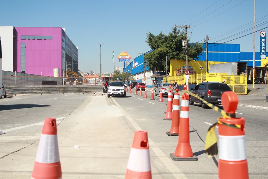 Semurb implanta desvio ao lado do Complexo Esportivo do Silveira para obras no “Piscinão”  