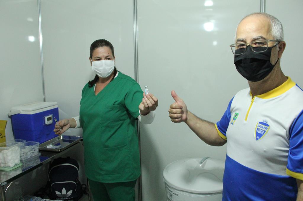 Vacina Covid-19: pessoas a partir dos 50 anos terão “repescagem” nos dias 24 e 25 de julho