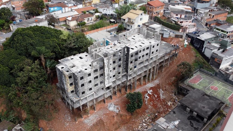 Barueri põe fim a prédios inacabados que traziam insegurança ao centro da cidade 