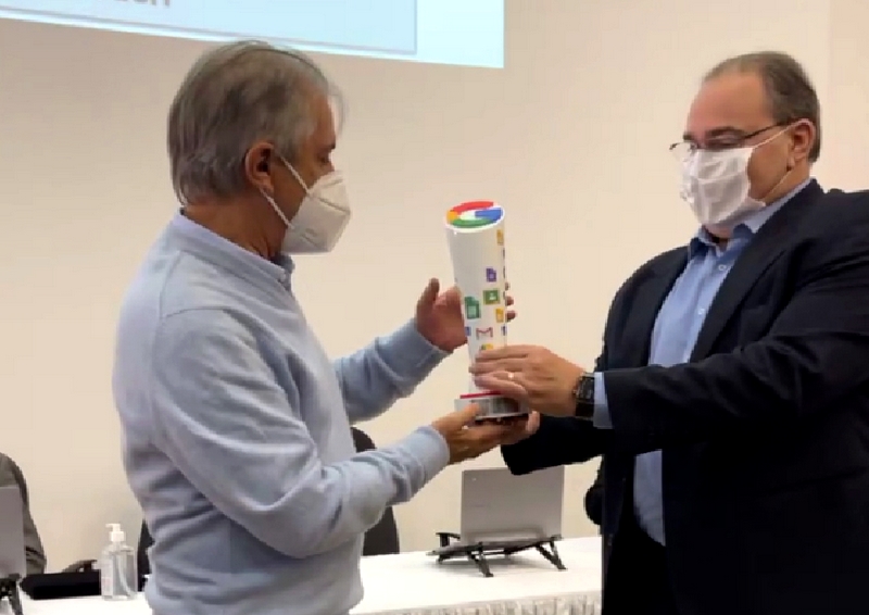 Furlan recebe o título de maior Rede de Referência Google For Education do Brasil