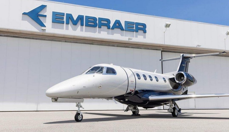 Venda de aviões impulsiona ações da Embraer na Bolsa de Valores