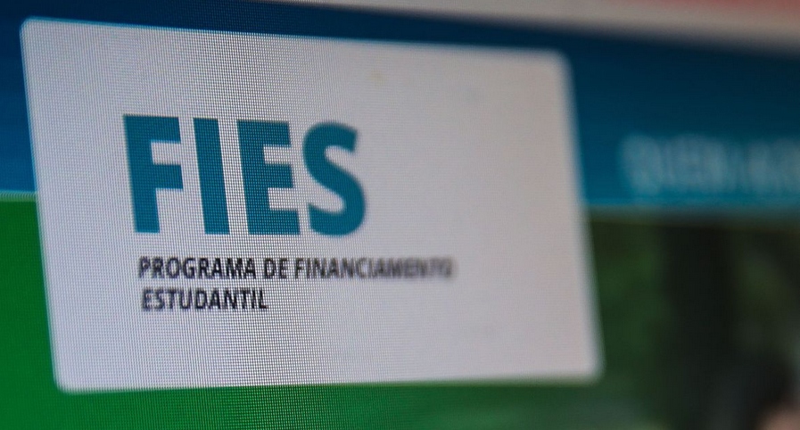 Estudantes inadimplentes já podem renegociar dívidas com Fies