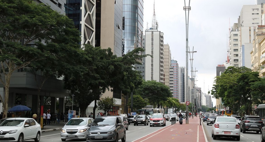 Preços dos aluguéis sobem 0,81% em março, diz FGV