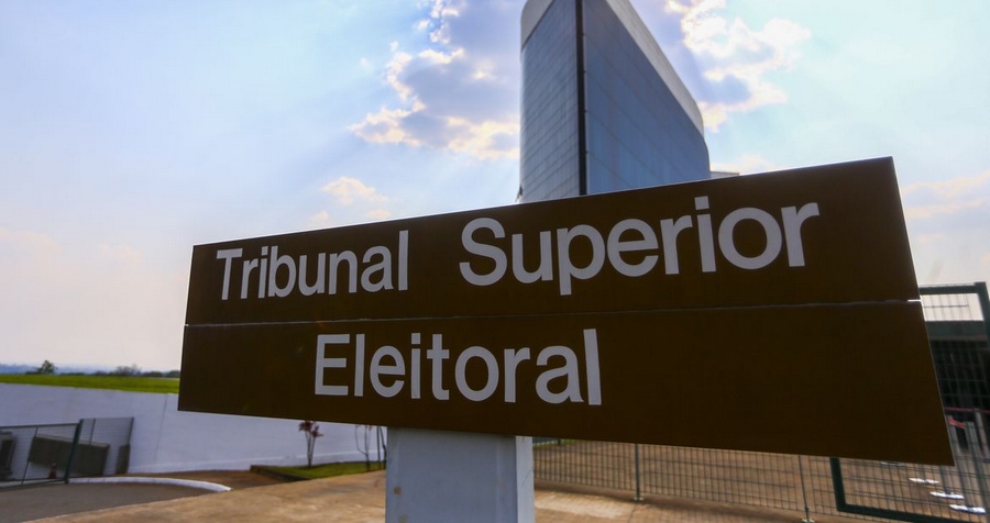 TSE dá prazo de 48 horas para Defesa informar sobre auditoria de urna