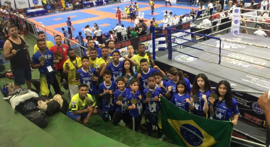 Osasco conquista 19 medalhas no Pan-Americano de Kickboxing