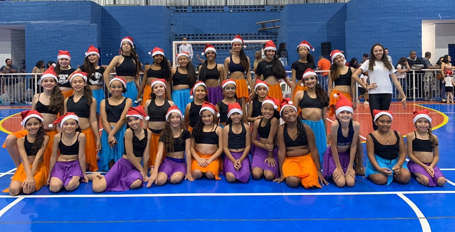 Ginástica Artística de Jandira encerra atividades do ano com apresentação em alto estilo