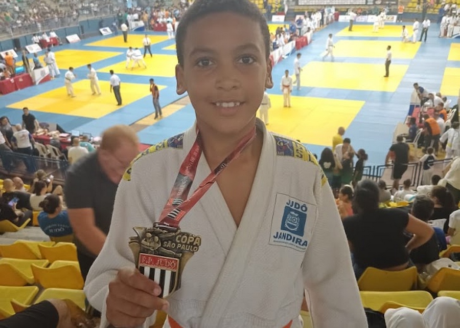 Erick Andrade do Judô Jandira é campeão da Copa São Paulo 2023