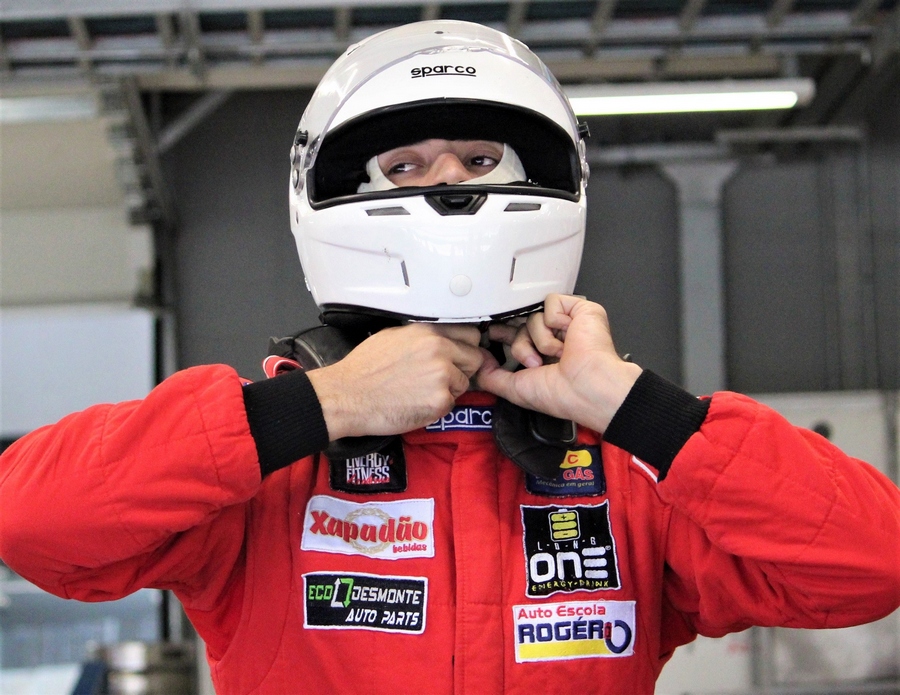 Problemas mecânicos tiram piloto de Itapevi da liderança na Fórmula Vee