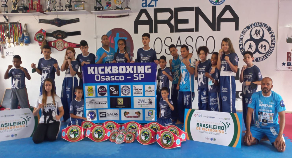 Osasquenses conquistam 32 cinturões no 30º Campeonato Brasiliero de Kickboxing