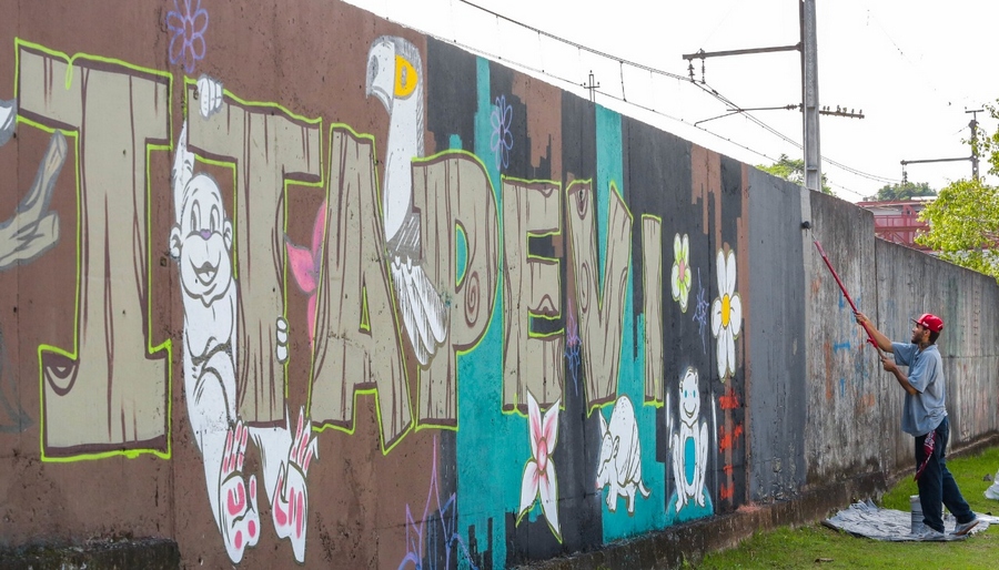 West Side Gallery III inicia grafites em Itapevi