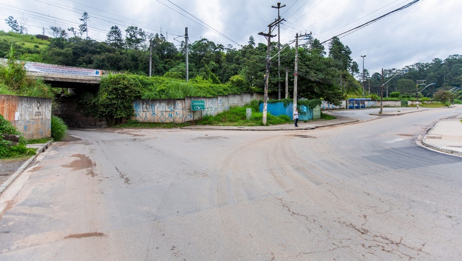 ViaMobilidade inicia obras de alargamento da passagem no Ambuitá