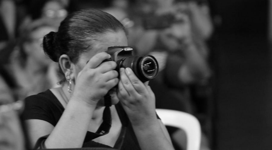 Fotógrafa, Ritinha Rodrigues apresenta Exposição Beleza Revelada, neste sábado (27), em Jandira