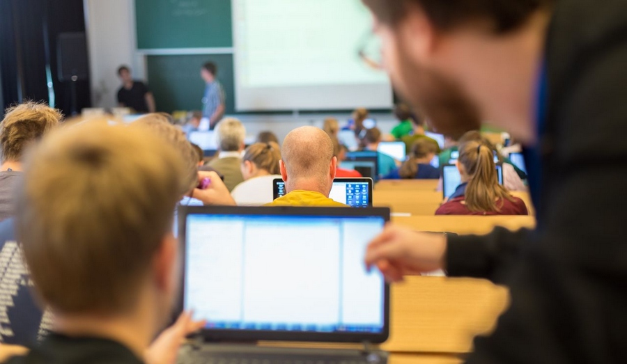 Educação de Jandira avança na informatização dos seus processos