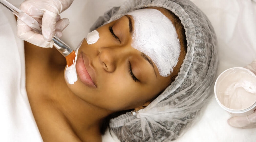 Diretoria de Políticas Públicas para a Mulher e Igualdade Racial de Jandira oferece cursos gratuitos para 2024