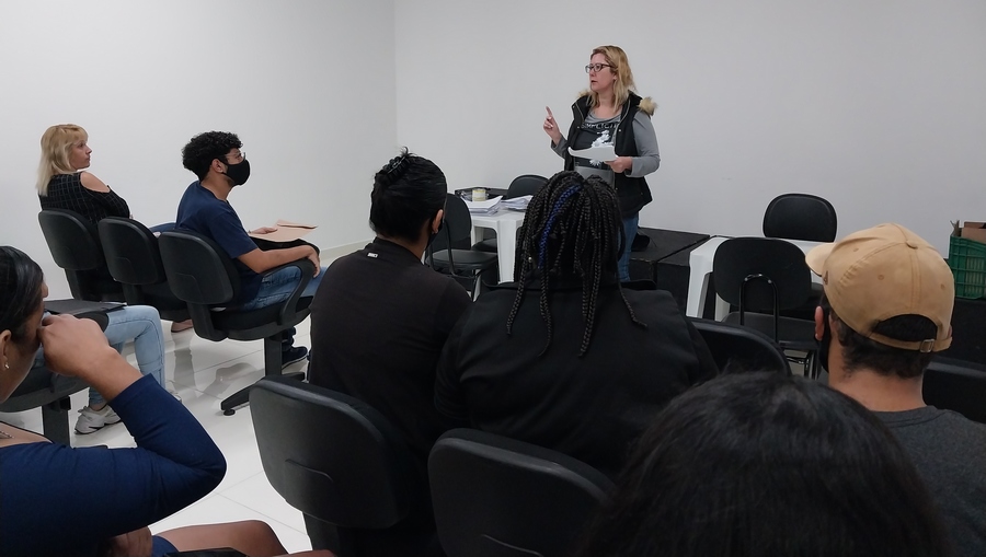 Casa do Trabalhador de Barueri oferece oportunidades para pintor, ajudante geral, pedreiro entre outras