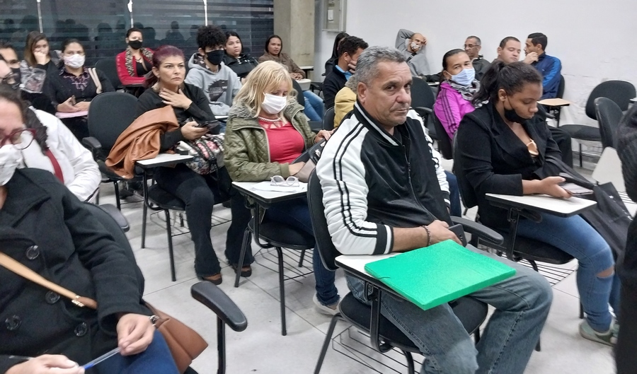 Casa do Trabalhador de Barueri seleciona para vagas de emprego em supermercado