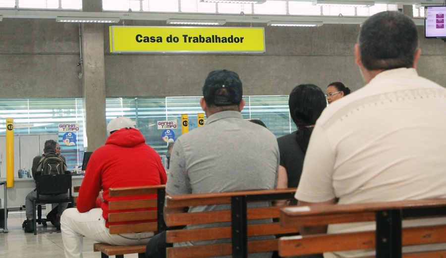 Casa do Trabalhador de Barueri recruta para 9 novos cargos 