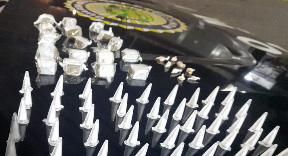 GCM de Osasco acaba com pancadão e apreende motos, carro e drogas