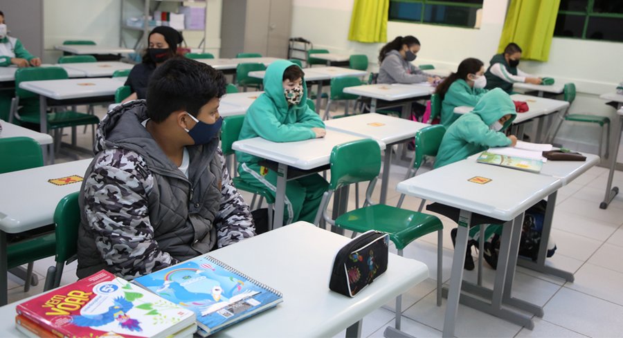 Rede Municipal de Osasco retoma aulas presenciais sem obrigatoriedade permanecendo a forma híbrida 