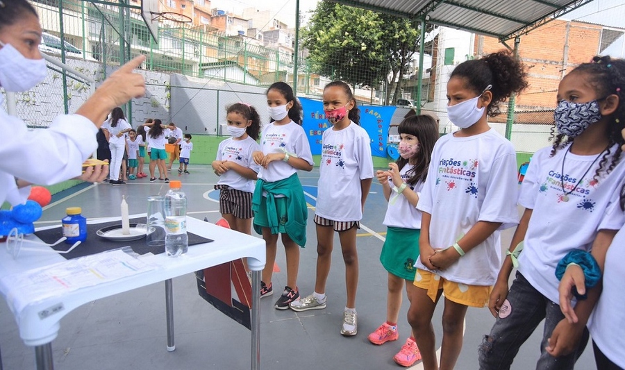 Escolas Municipais de Osasco abrem durante as férias promovendo diversão e aprendizado