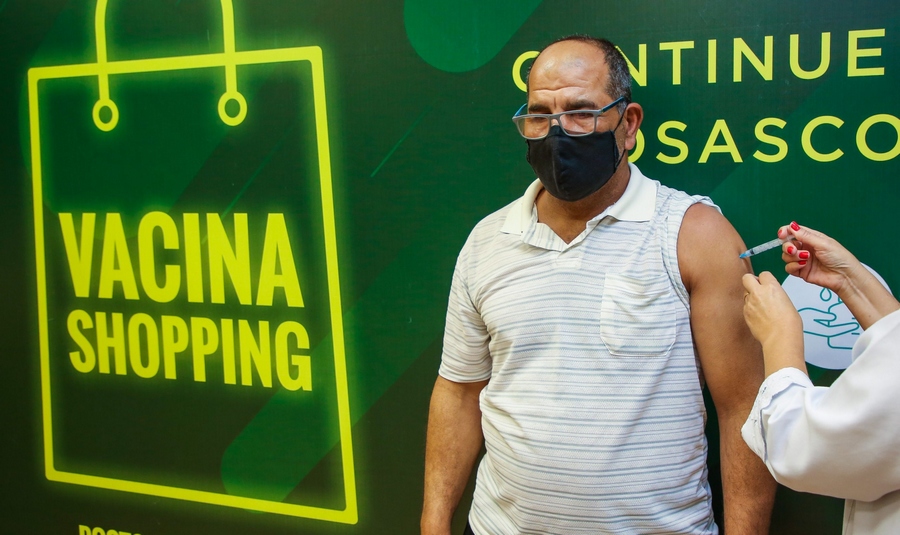 Em 9 dias, 19 mil são vacinados contra covid-19 nos shoppings de Osasco