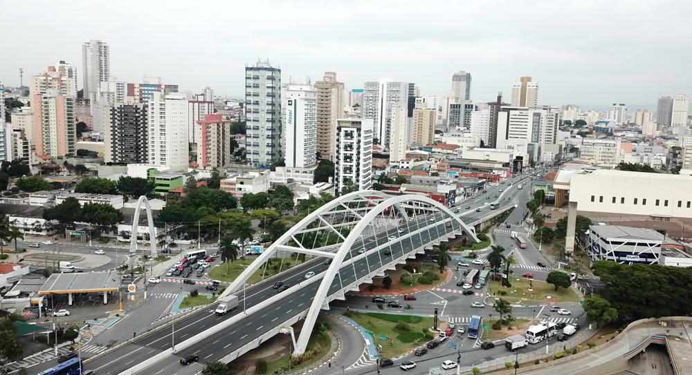 Segundo o CAGED, a cidade preencheu 7 mil vagas de emprego em abril 