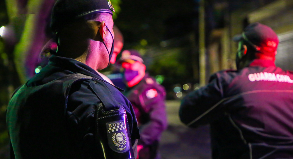 GCM ajuda jovem a voltar para casa e acaba com pancadão no Conceição
