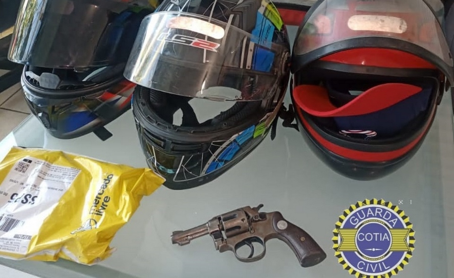 GCM de Cotia frustra ação de criminosos que tentavam roubar mercadoria de caminhão de entrega