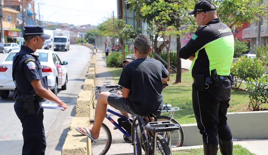 Semurb e GCM de Barueri realizam operação no Imperial e no Mutinga contra a prática da “rabeira”