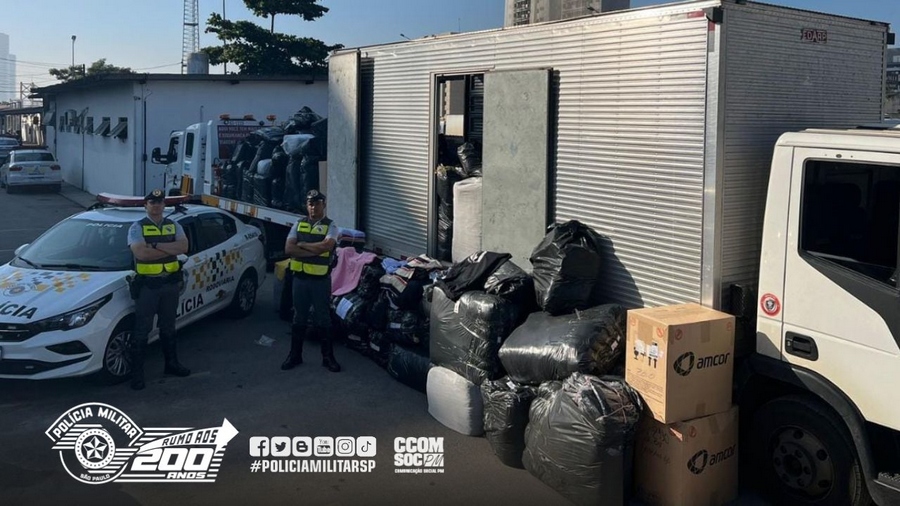 Policiamento Rodoviário apreende grande quantidade de vestuários em Barueri