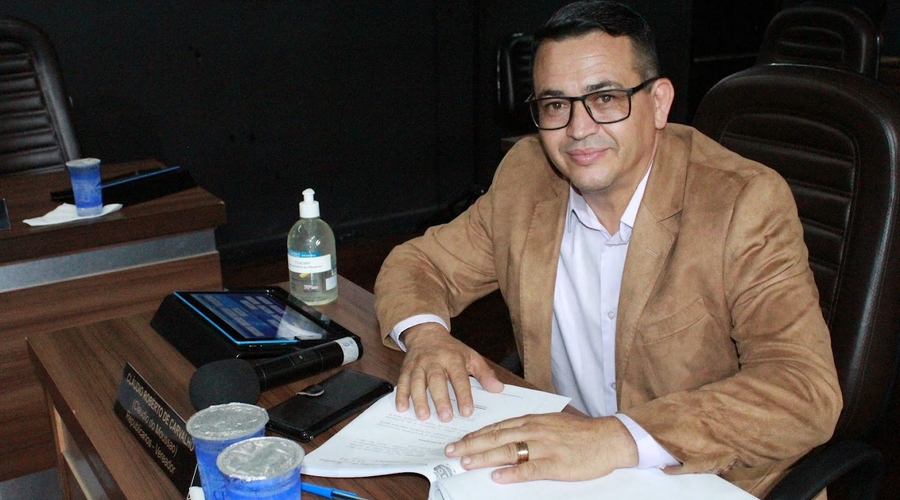 Vereador Cláudio do Moussão pede realização anual do “Feirão de Emprego” em Jandira