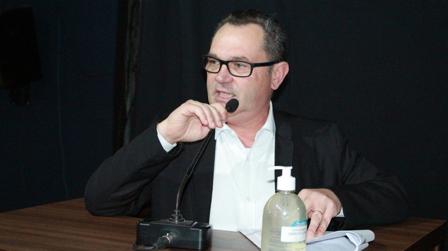 Vereador Ronaldo da Farmácia pede isenção nas passagens de ônibus aos candidatos do ENEM em Jandira