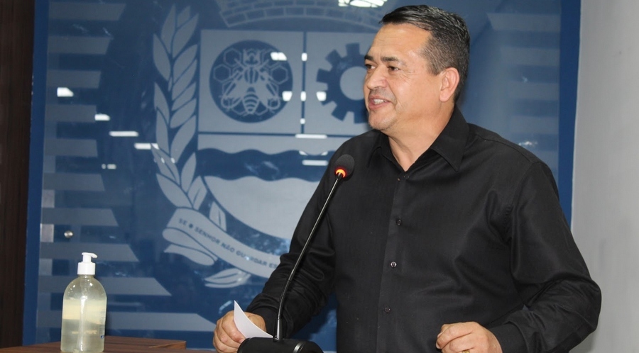 Vereador Cláudio do Moussão propõe criação de centro cultural integrado à biblioteca municipal de Jandira