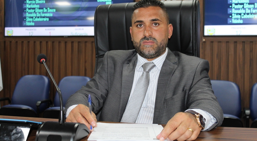 Presidente da Câmara de Jandira Franklin Venancio cobra informações do Poder Executivo