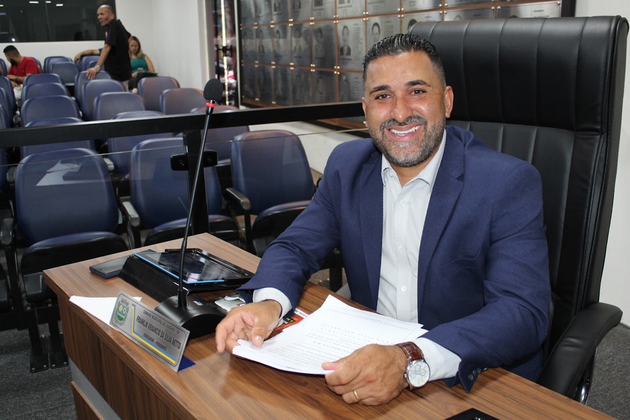 Vereador Franklin solicita criação do Conselho Municipal do Cursinho Popular de Jandira