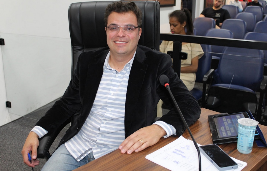 Vereador Anderson Apolo solicita a construção de um Complexo Esportivo no Sagrado Coração