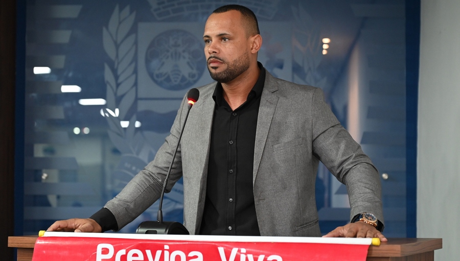 Vereador Léo da Feira solicita a construção de escadão no Vale do Sol