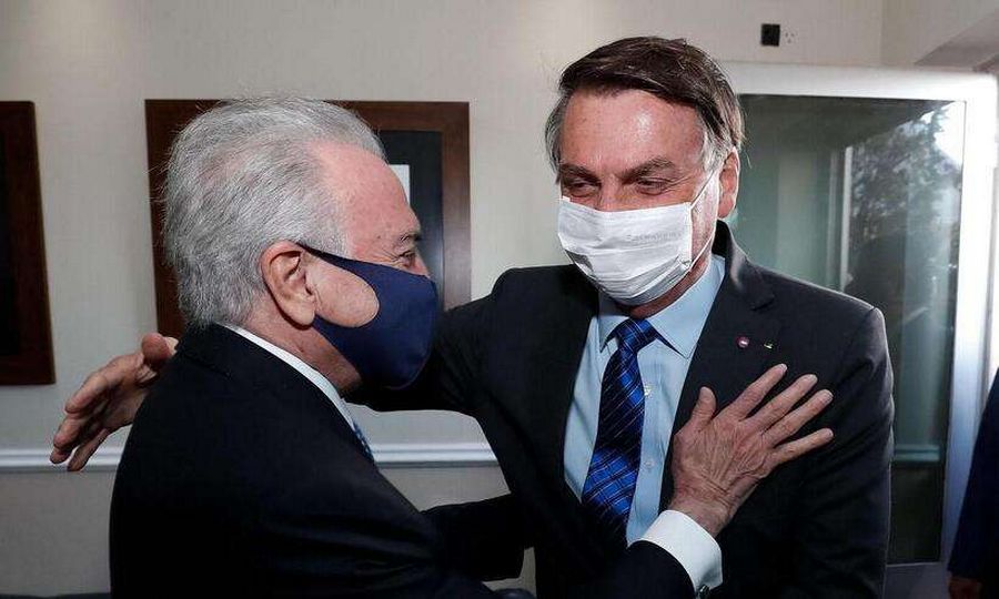 Michel Temer convence Bolsonaro que recua e declara paz 