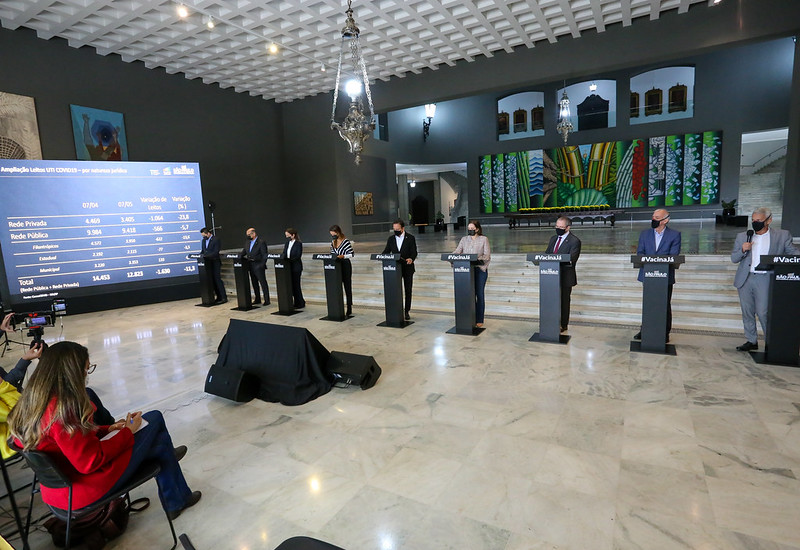 Fase de transição é estendida por 2 semanas e horário das 6h às 21h para comércios