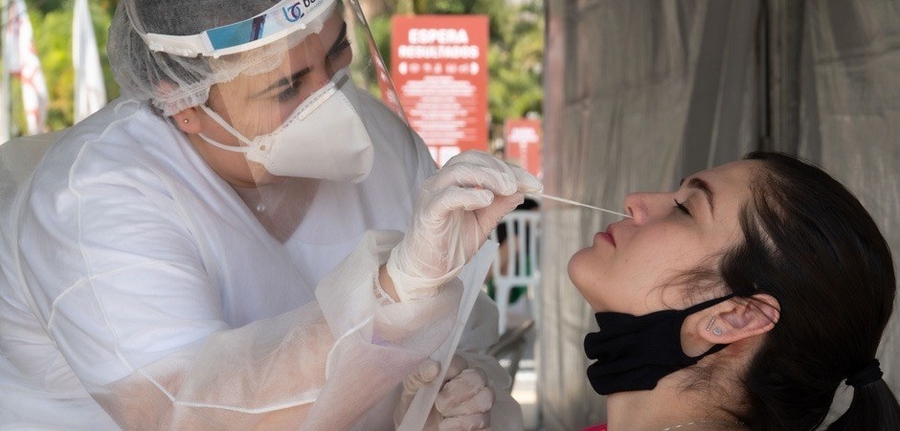 Prefeitura de São Paulo inicia aplicação de testes rápidos para Covid-19 em todas as unidades de saúde