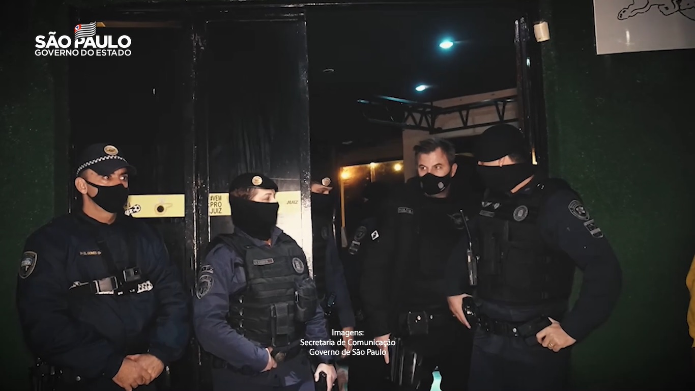 Comitê de Blitze fecha duas festas clandestinas com mais de 300 pessoas na capital