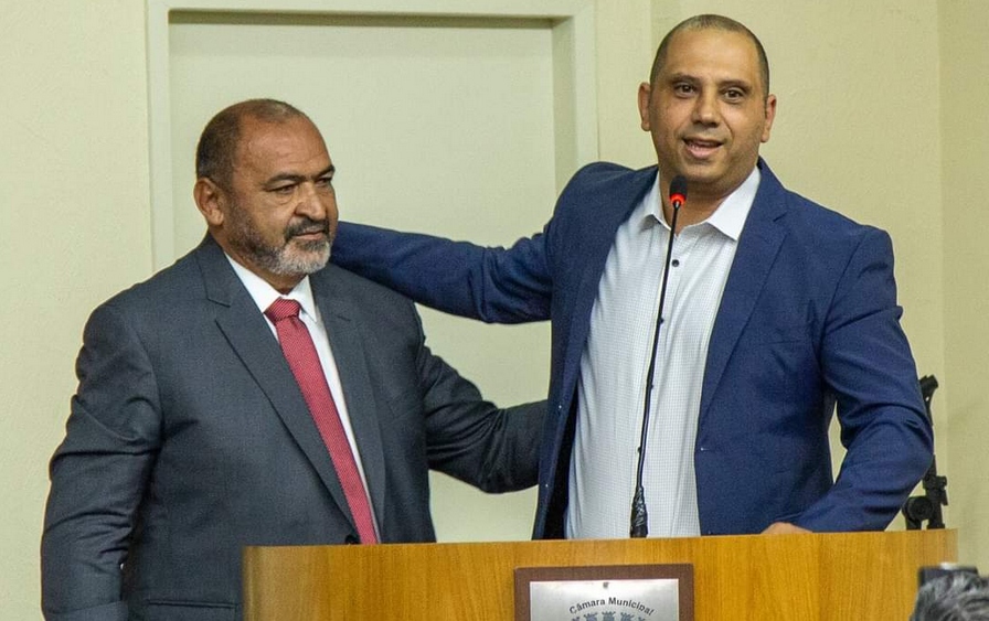 Prefeito Marcos Tonho anuncia 5 novos colégios na primeira sessão legislativa da Câmara de Santana de Parnaíba