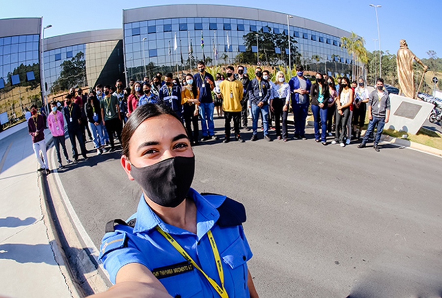 Nos últimos 8 anos a cidade promoveu a qualificação profissional e contratou mais de 3 mil estagiários